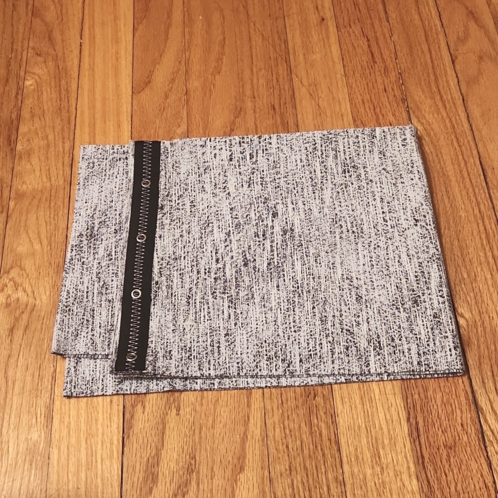 Iviva Scarf with buttons.